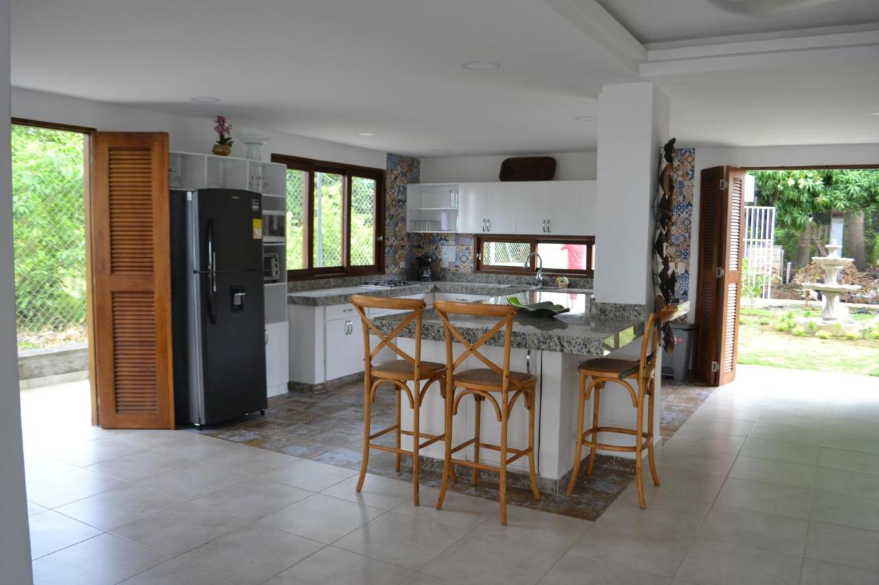 Condominio Atlantis Coveñas Eksteriør billede