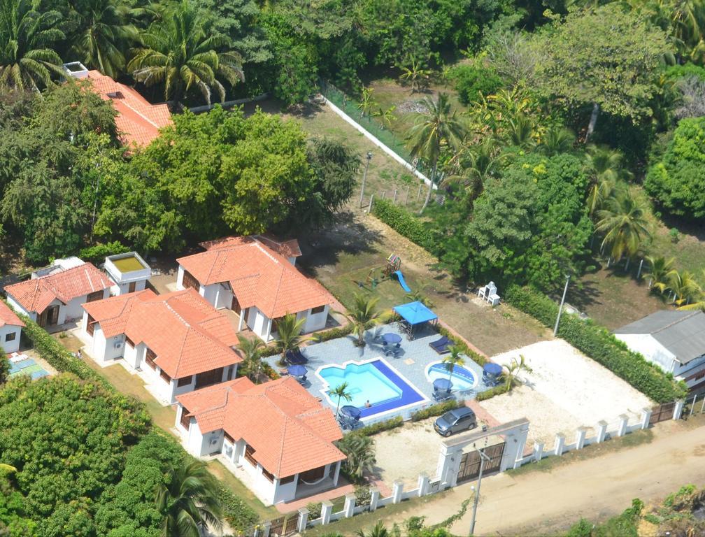 Condominio Atlantis Coveñas Eksteriør billede