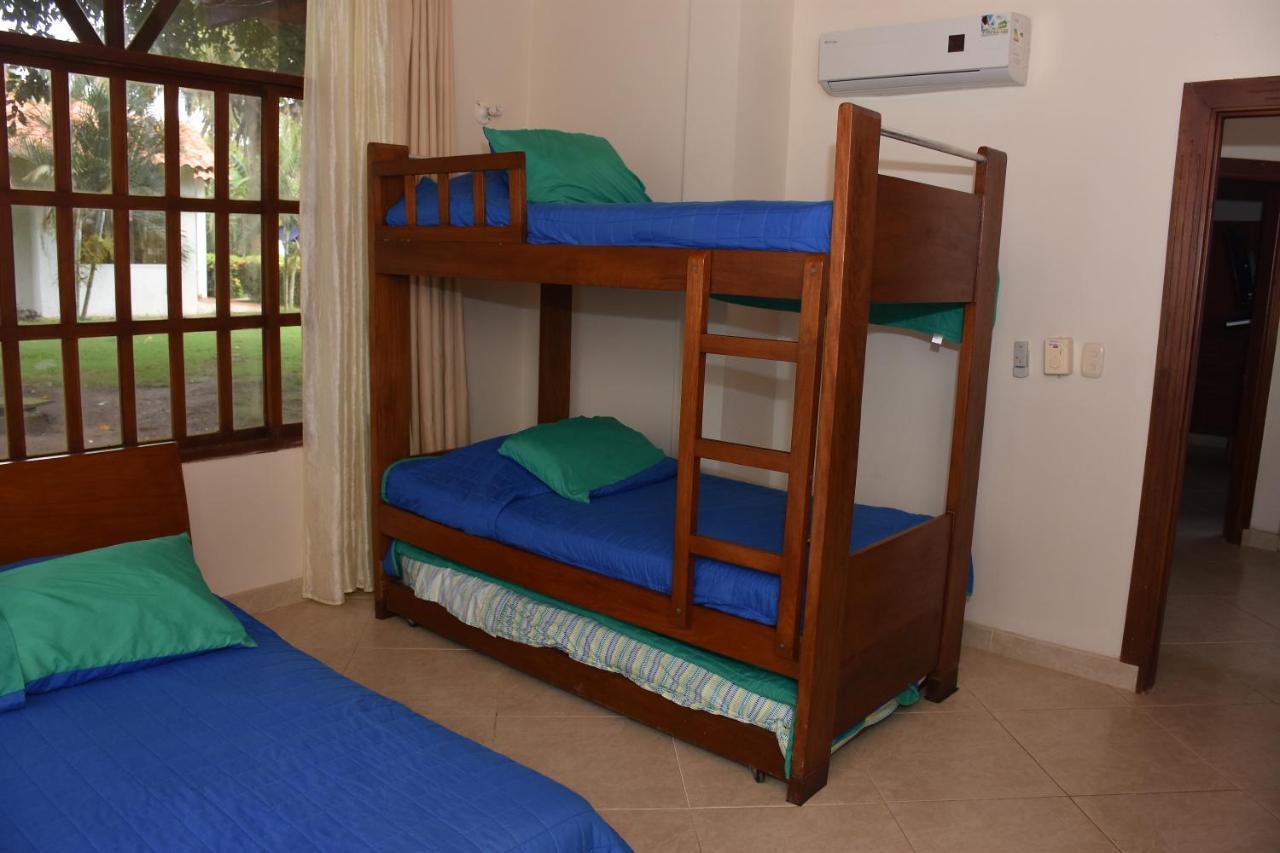 Condominio Atlantis Coveñas Eksteriør billede